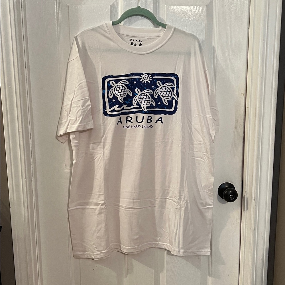 Aruba White Graphic Tee - Short Sleeve